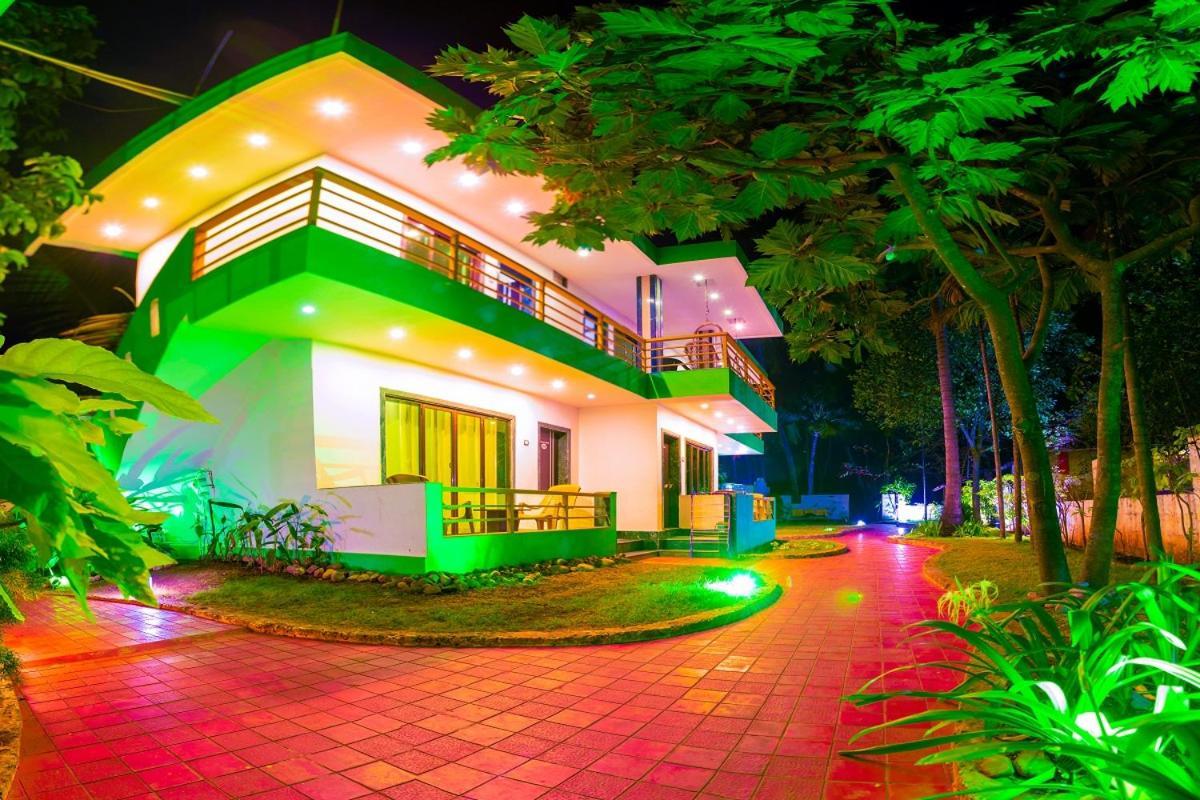 Kinara Resort Mālvan Екстериор снимка