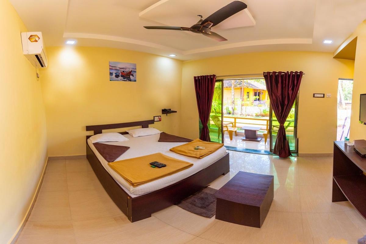 Kinara Resort Mālvan Екстериор снимка