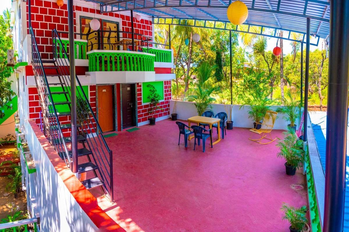 Kinara Resort Mālvan Екстериор снимка